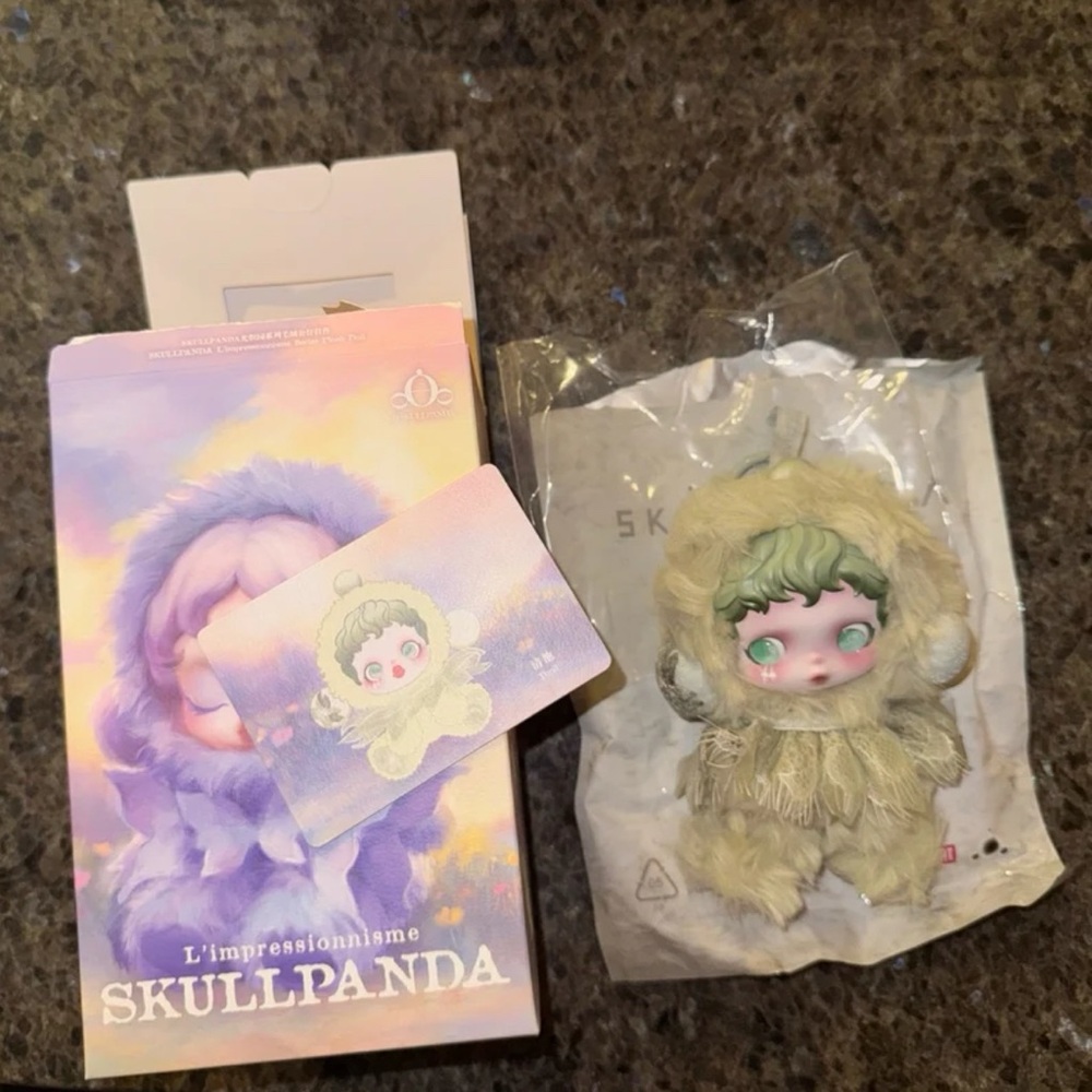 POP MART SkullPanda  L’impressionnisme Pond Plush Pendant
